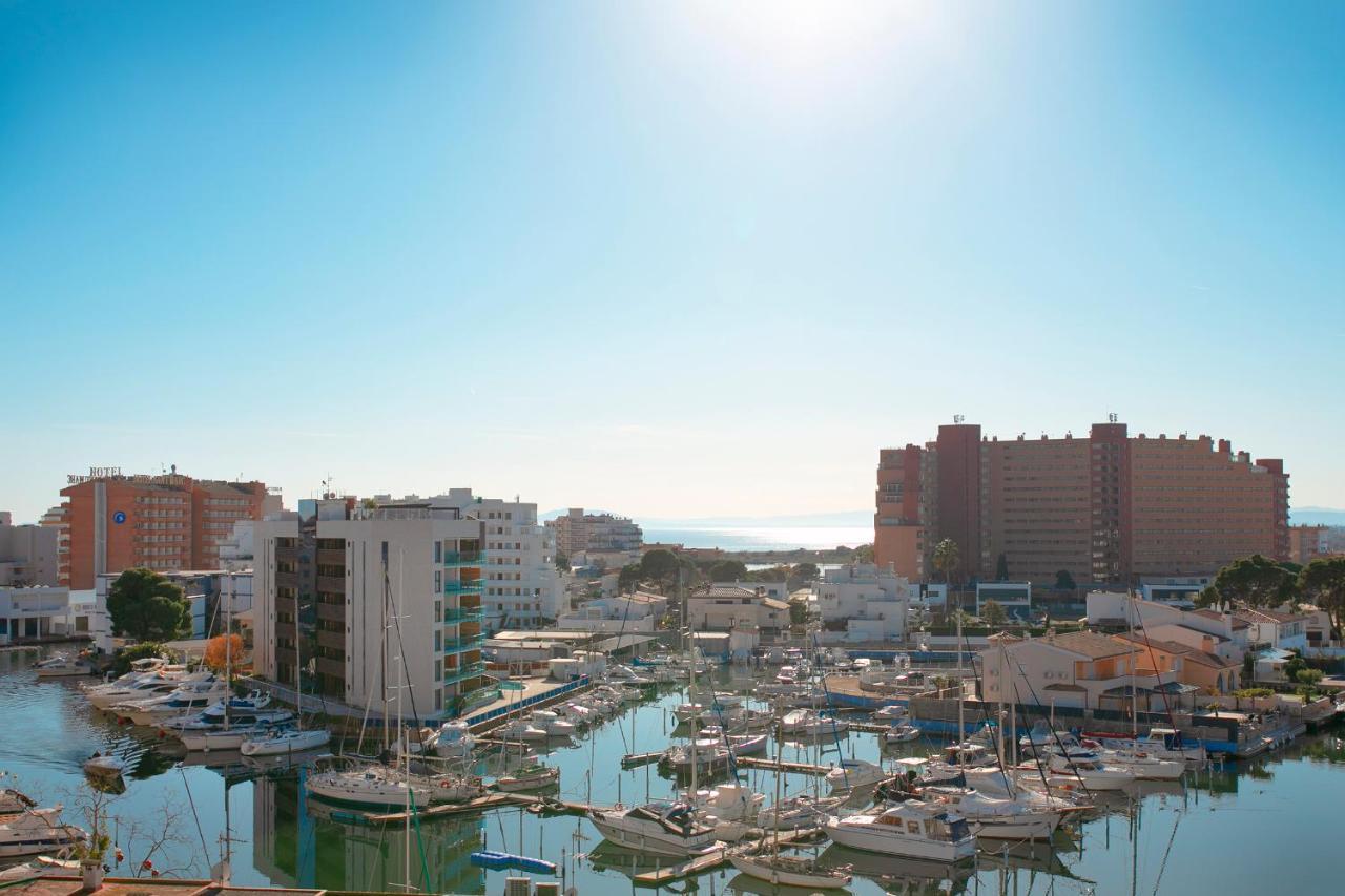 Magnifico Apartamento Cerca De La Playa Con Piscina - Roses Eksteriør bilde
