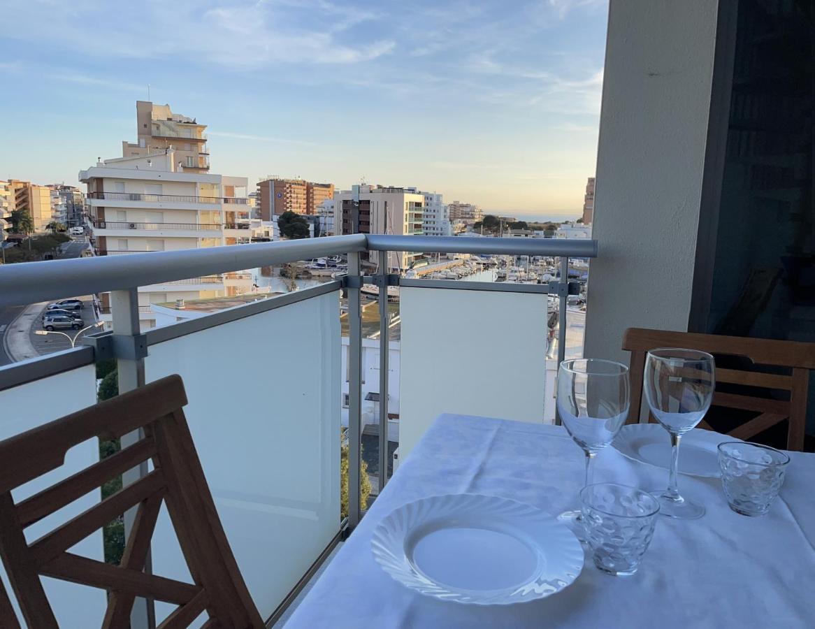 Magnifico Apartamento Cerca De La Playa Con Piscina - Roses Eksteriør bilde